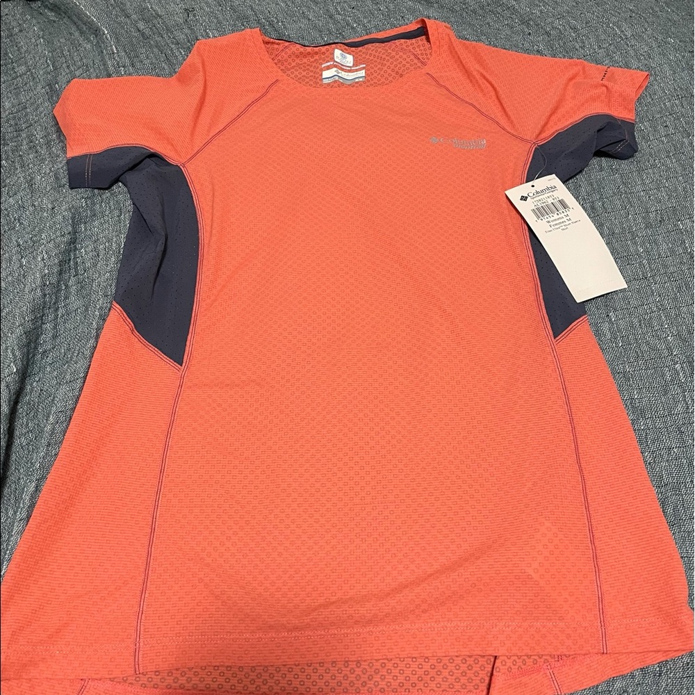 NWOT Columbia Monotrail Shirt